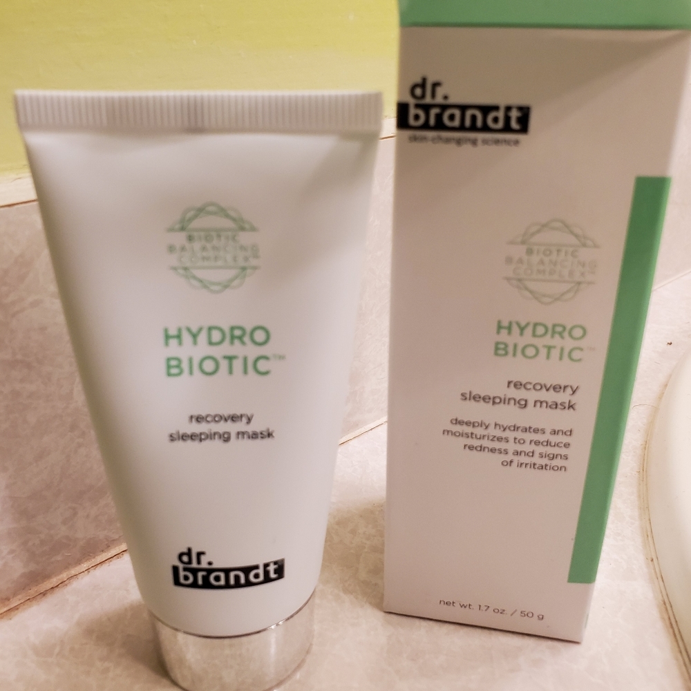 Dr. Brandt Hydro Bionic Recovery Sleeping Mask